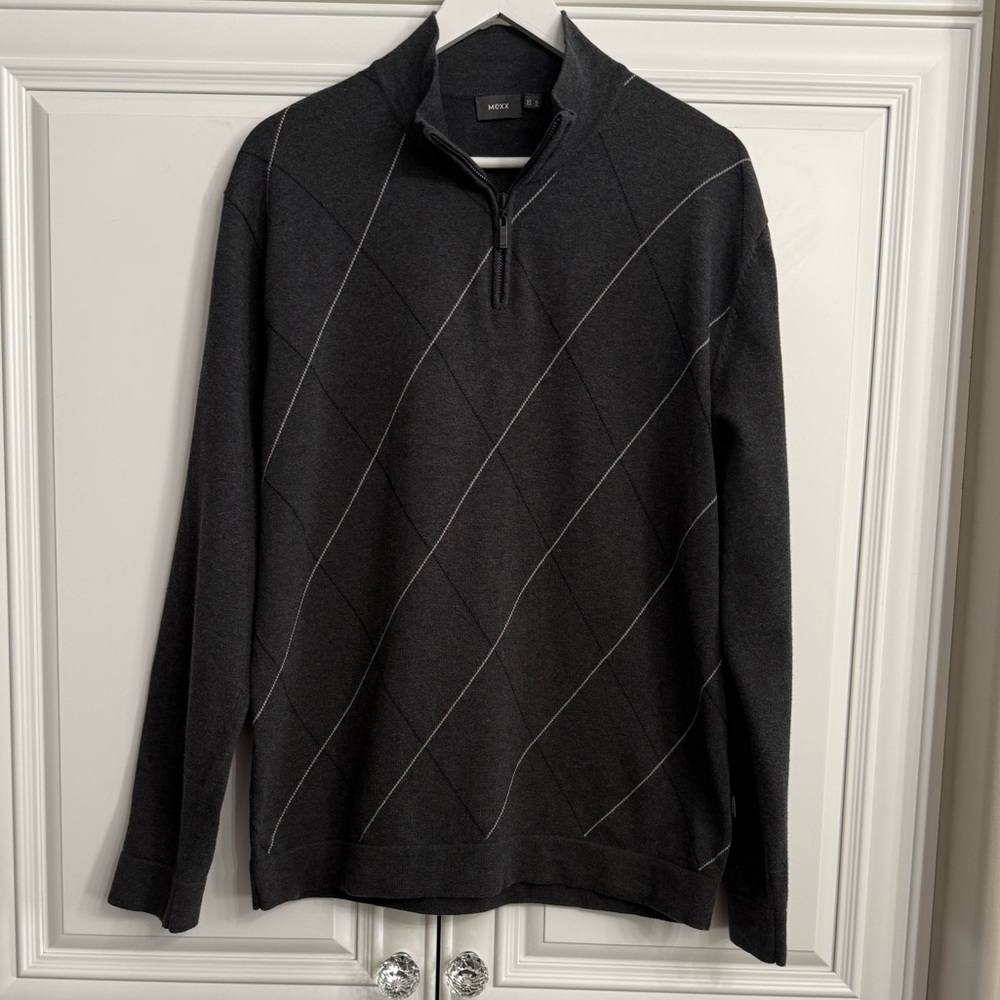 Mexx Men’s Sz XL Charcoal Grey 1/4 Zip Sweater Subtle Argyle Pattern on Front